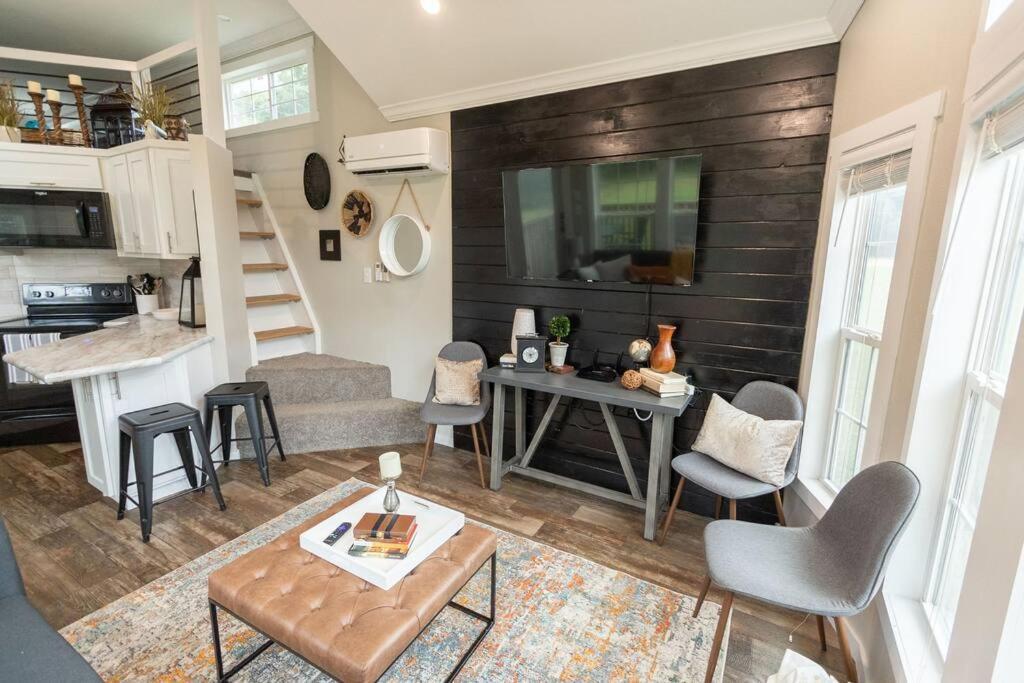 Pet Friendly Tiny House Rental With New Access To Guadalupe River Nbtx New Braunfels Exterior foto